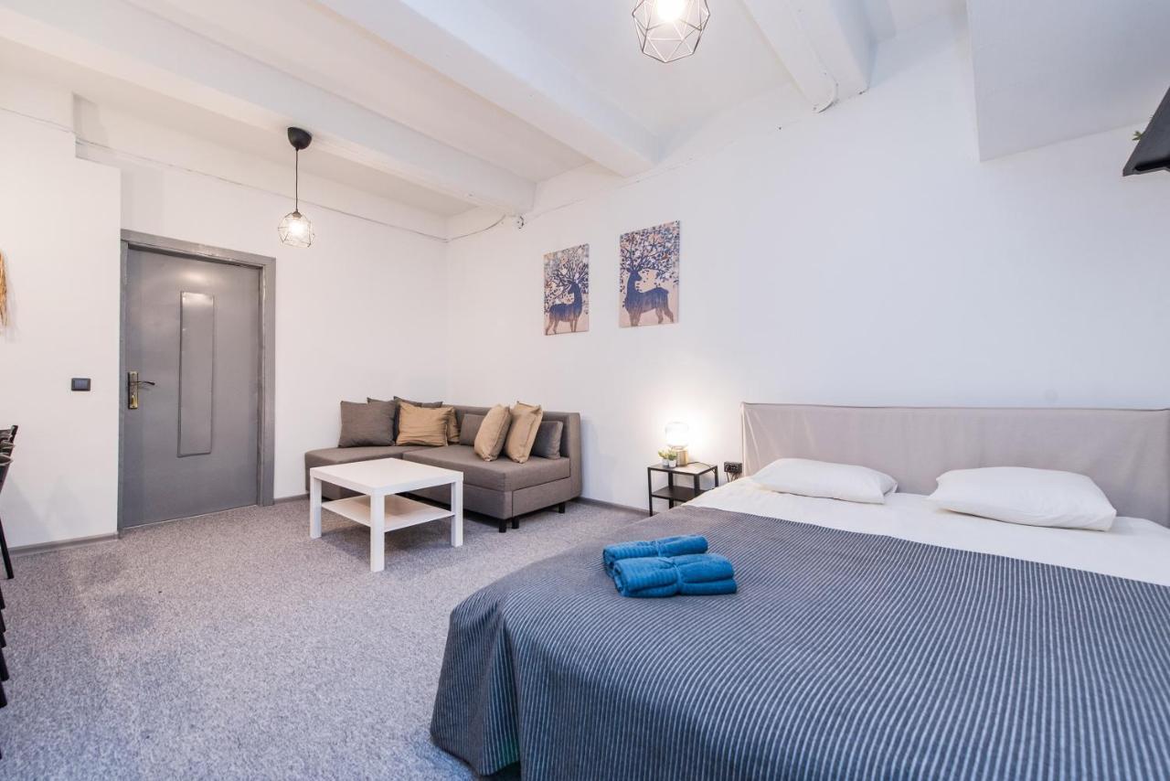 The House Black Albergue Vilnius